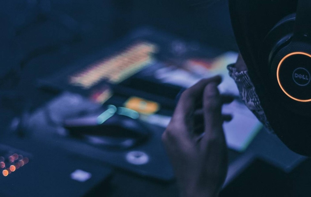 Battle Talent Lets You Yeet Enemies Into The Sky And Float As You Beat Them Up